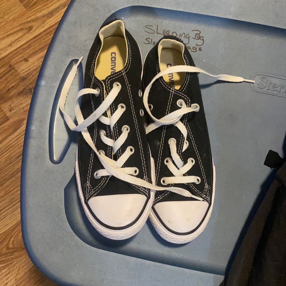 Worn once kids 3 is women’s 5